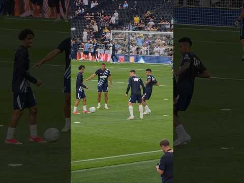 THE TOTTENHAM HOTSPUR SUBS WARMING-UP: <strong>Pre</strong>-Match: <strong>Spurs</strong> v Charlton