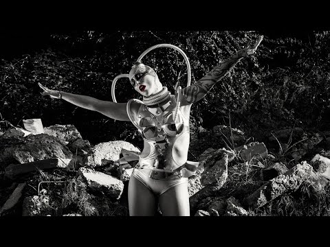 Silversnake Michelle