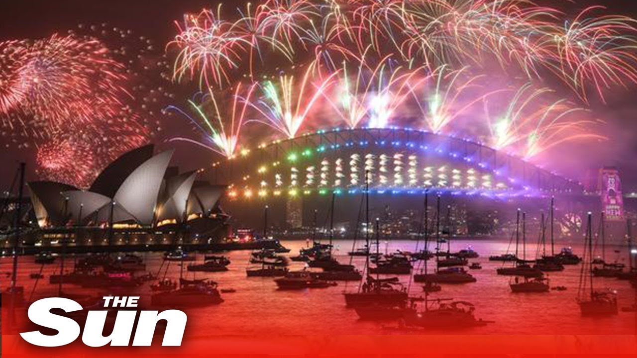 LIVE: Sydney Welcomes in the New Year with Spectacular Fireworks Show