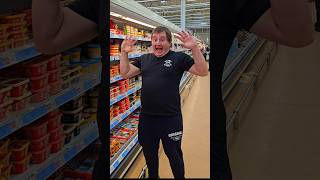 He did not expect that he would be monitored in the store for order 😱🤣