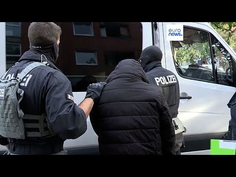 Germania: 5 arresti per traffico di esseri umani