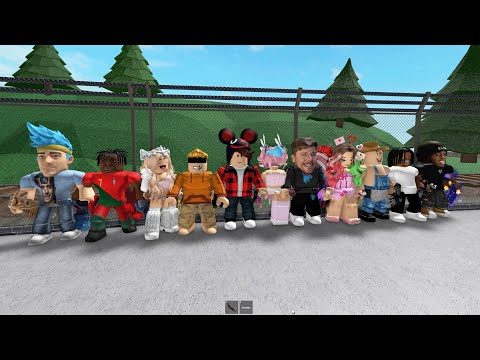 Famous Youtubers in Murder Mystery 2!