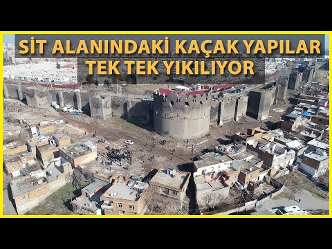 5 Bin Yıllık Diyarbakır Surlarının Çevresi Kaçak Yapılardan Temizleniyor