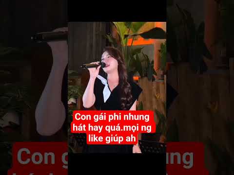 Con gái nuôi Phi Nhung vừa xinh lại hát hay.