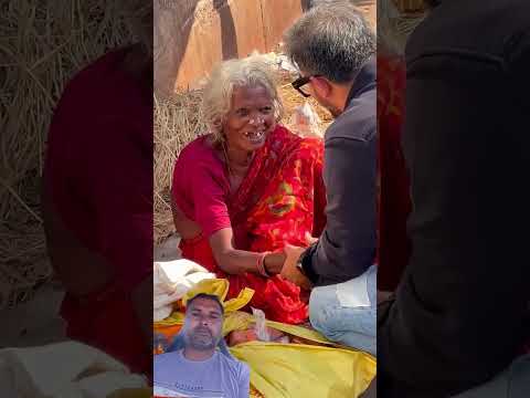 #food #love #help #singer #bollywood