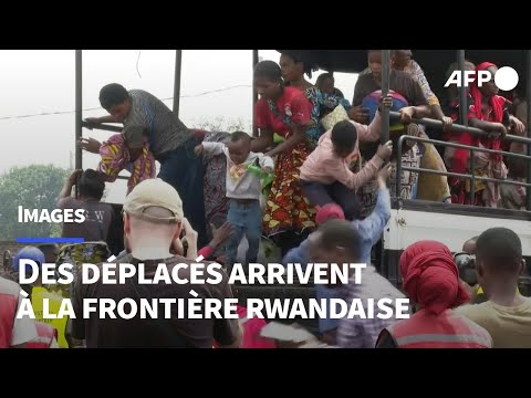 RDC: des déplacés arrivent dans un camp à la frontière | AFP Images