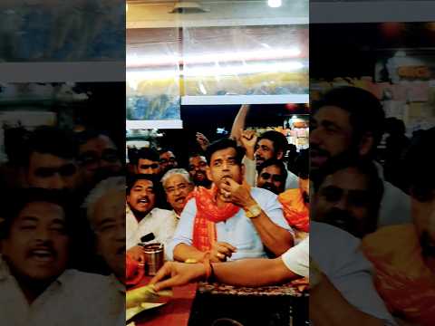 सांसद रवि किशन पहुचे पान खाने गोरखपुर के लोकप्रिय पान दुकान पर #viralvideo  #gorakhpur #ravikishan