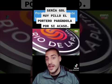 Explicamos que sucede cuando el balón en un tiro penal toca el larguero y sale hacia arriba