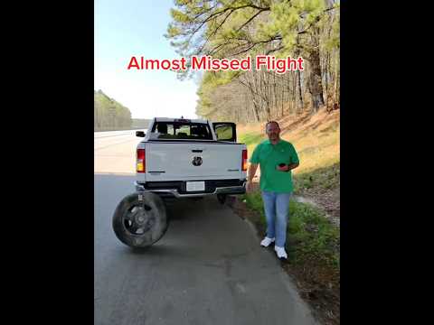 He Had a Flat Tire... And Almost Missed His Flight. #roadside #Kindness #Help #FlatTire #reels #fyp