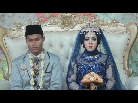 PENGANTIN DI NASEHATI IBU NYAI