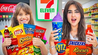 اكلنا لمدة يوم كامل من 7-11 جربنا كل شي | فطور غداء عشاء !!