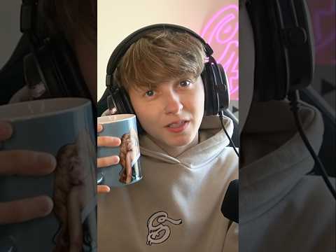 Apple Products ASMR With Spizee 🤤 #Shorts