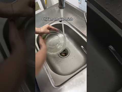 “La extraña limpieza de la pecera”