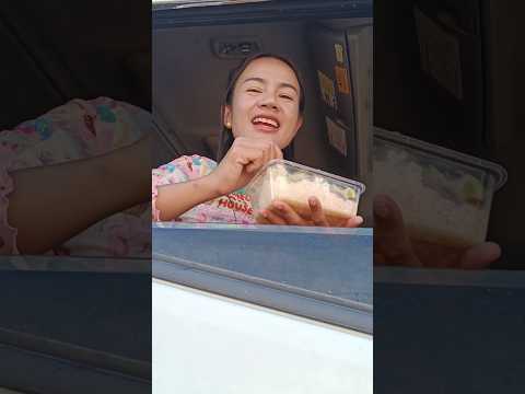 กินข้าวในห้องแอร์😁 #รถบรรทุกเฮฮา #ผู้หญิงขับรถบรรทุก #hino500