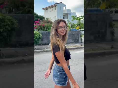 Wearing my glasses today, I hope you donโt mind ๐ค #dailylife #walk