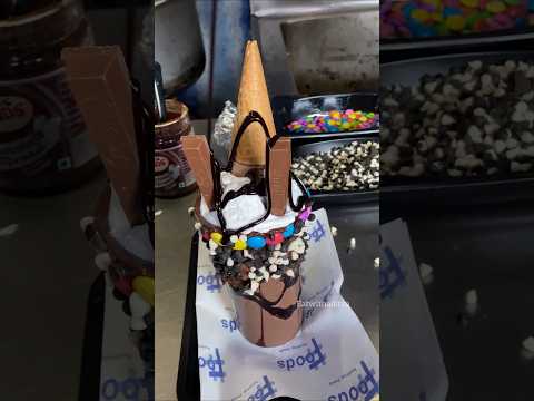 Kit Kat Shake || Monster Shake for ₹260/- || Malviya Nagar || Indian food