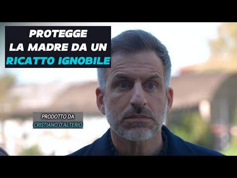 Usa l'amore della madre per pretendere soldi
