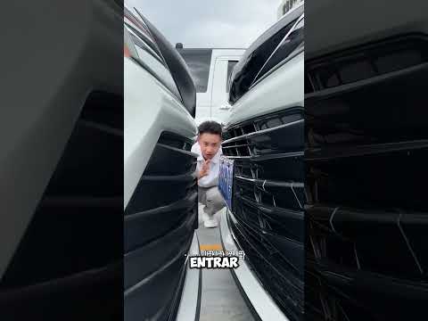 😂🚗 "Solo, solo, solo... ¡Oye, se estrelló!"