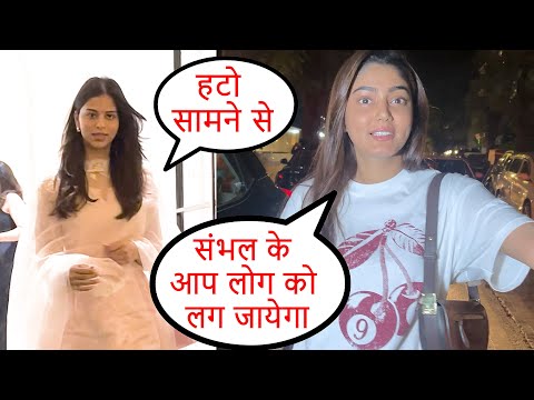 Difference Between Suhana Khan and Other Celebs Behaviour With Media