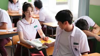 How the Dumbest Student Unexpectedly Won the Heart of the Prettiest Girl in Class
