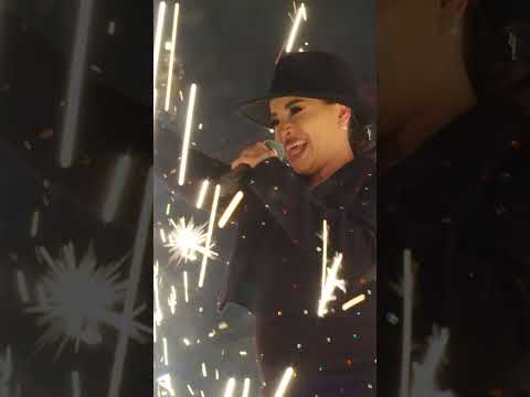 Sa inceapa piesa, s-a intors Printesa #printesadeaur #manele #manelenoi #shorts