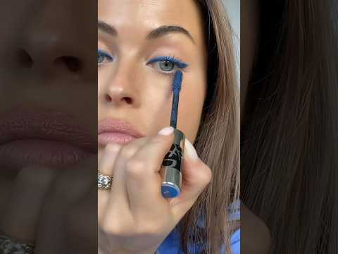 AD — love the CT duo Eye Magic Liner in Super Blue 💙 #adv #eyeliner #makeuptutorial