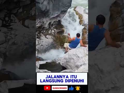 "Aksi Seru Tangkap Ikan: Hasil Berbeda!"