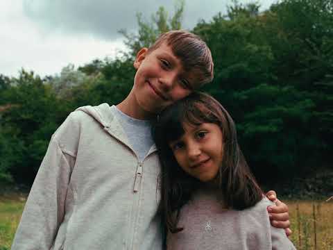 Sima Magušinová - Čím sa sýtim (oficiálny videoklip)