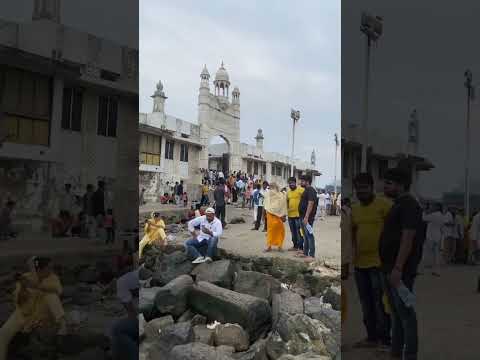 Haji Ali Dargah Mumbai _ Haji Ali Dargah Pani me kyon Nahi Dobti #shorts