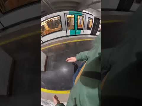 Mission Métro #stuntlife #shortsviral #paris #pourtoi #parkour #gopro #stuntman #pov