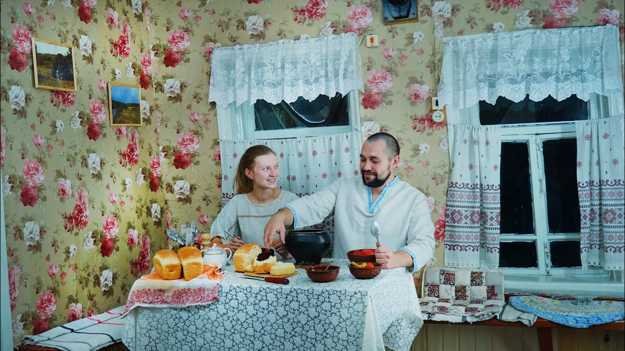 Как живут люди в уральской глубинке - еда из русской печи и управа по хозяйству