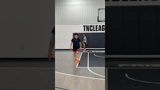 The Most Unorthodox Hooper You’ve Ever Seen!