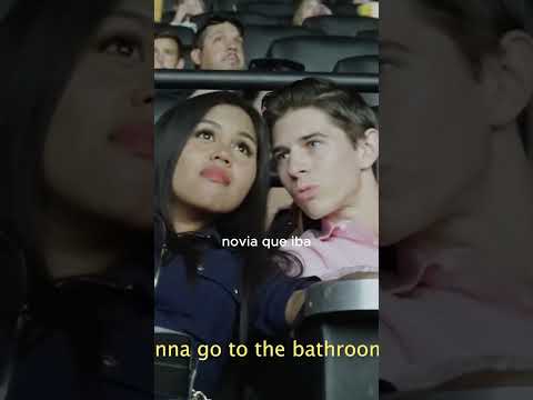 Le Pide Matrimonio Vestido como Capitan America