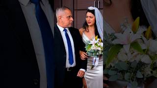 Se enamoró de un hombre de 50 años… y no imaginó lo que pasaría