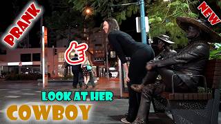#cowboy_prank They didn't see That coming 😂