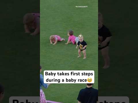 Crawl for what???👶 (via drakectoll/TT) #baby #race #baseball #sports #sportsshort #firststeps