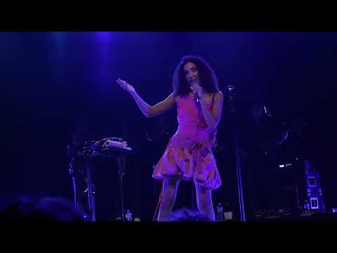 OLIVIA DEAN - Millionaire - LIVE AT ELYSEE MONTMARTRE - PARIS 2023