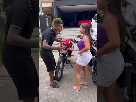 Mas esse vídeo não é sobre motos .. 😂Marque o @