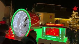 De Kerstparade in het centrum van Valkenburg op 22-11-25 
