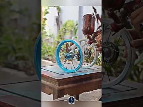 This woman is a genius, she transformed discarded wood into a super stylish and unique bicycle😮