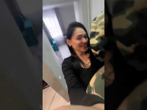 Обычно я хожу только в спортивных костюмах и никогда не крашусь 🤣