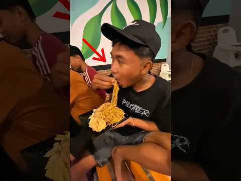 Gak Bisa Pakai Sumpit🤣