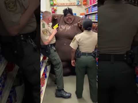 SHOCKING STORE INTERVENTION