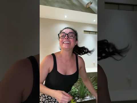 Me agarró mi cumpleaños 40 con ganas de hacer pipi y me cantaron las mañanitas