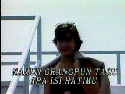 13A.Balada Seorang Biduan