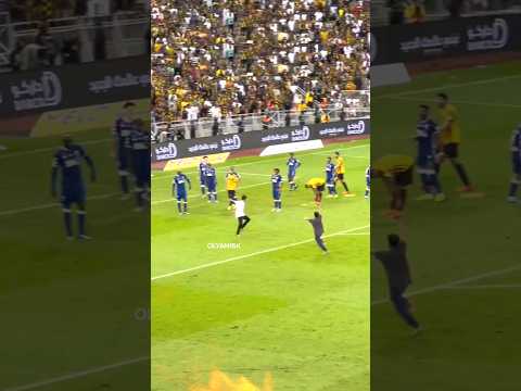 عندما تقتحم الجماهير السعودية الملعب | الجزء الثاني 😅🔥