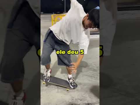UM CARA MITOU NO SKATE E O OUTRO FEZ UMA C4GADA! 😂 #shorts #curiosidades