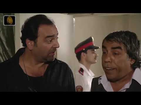 صاحبك انكمش متلبس     متلبس ؟! اي متلبس لكن بدك ياني اجي بالظلط 😁🤣😂
