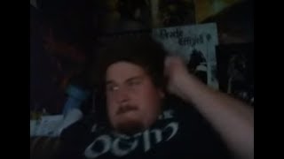 Ein Gereusch hat ihn erschreggd...