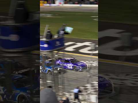 Full green, white, checkered at Atlanta (EchoPark) Motor Speedway #nascar #racing